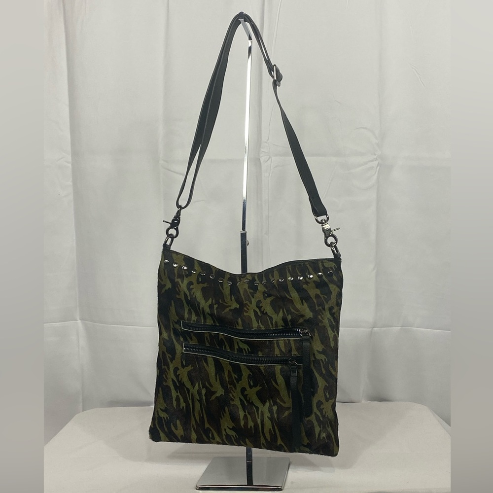 Laggo camo hair handbag